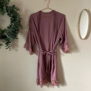 Mauve bridesmaid robe